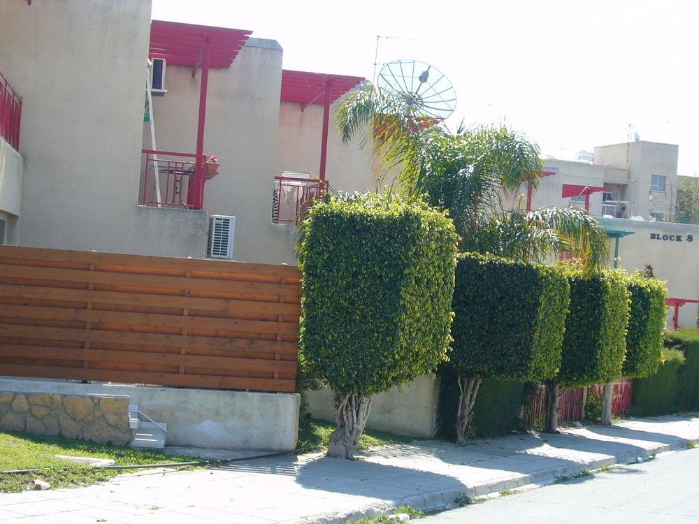 레메소스 Santa Barbara Complex 아파트 외부 사진